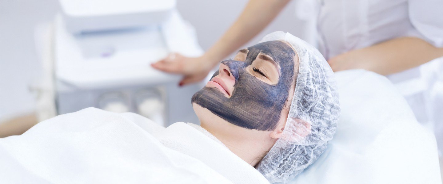 Carbon Laser Peel treatment at A.I. Skin Revolution BGC